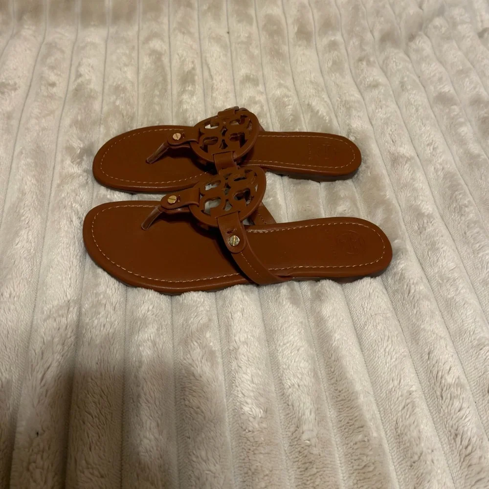 Tory Burch Miller Sandal Brown / Gold Women’s Size 7 / 8 / 9 - Picture 3 of 5